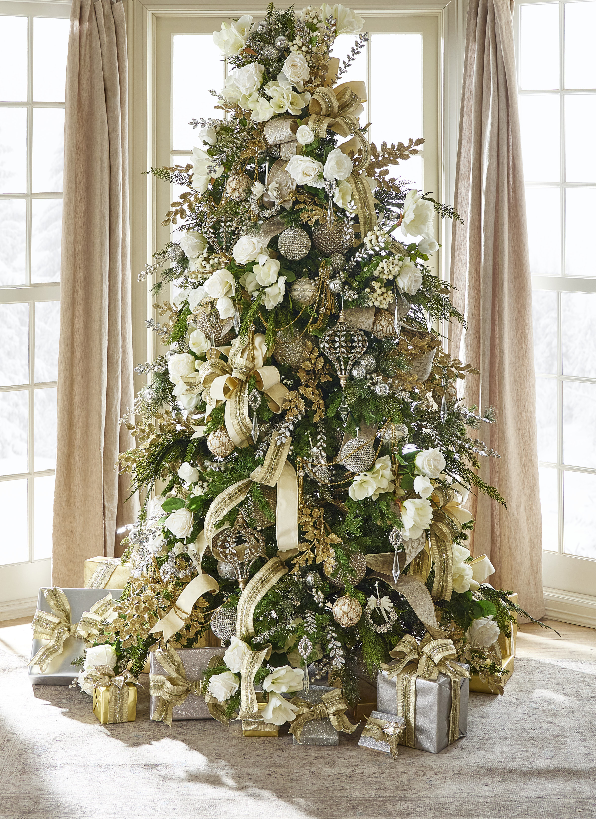 Elegant Sage & Champagne Gold Christmas Tree - Tuft & Trim